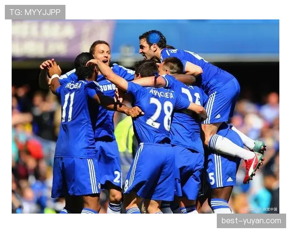 埃弗顿低位防守切断传球线路 利用切尔西后场出球弱点高效反击 埃弗顿低位防守切断传球线路 利用切尔西后场出球弱点高效反击